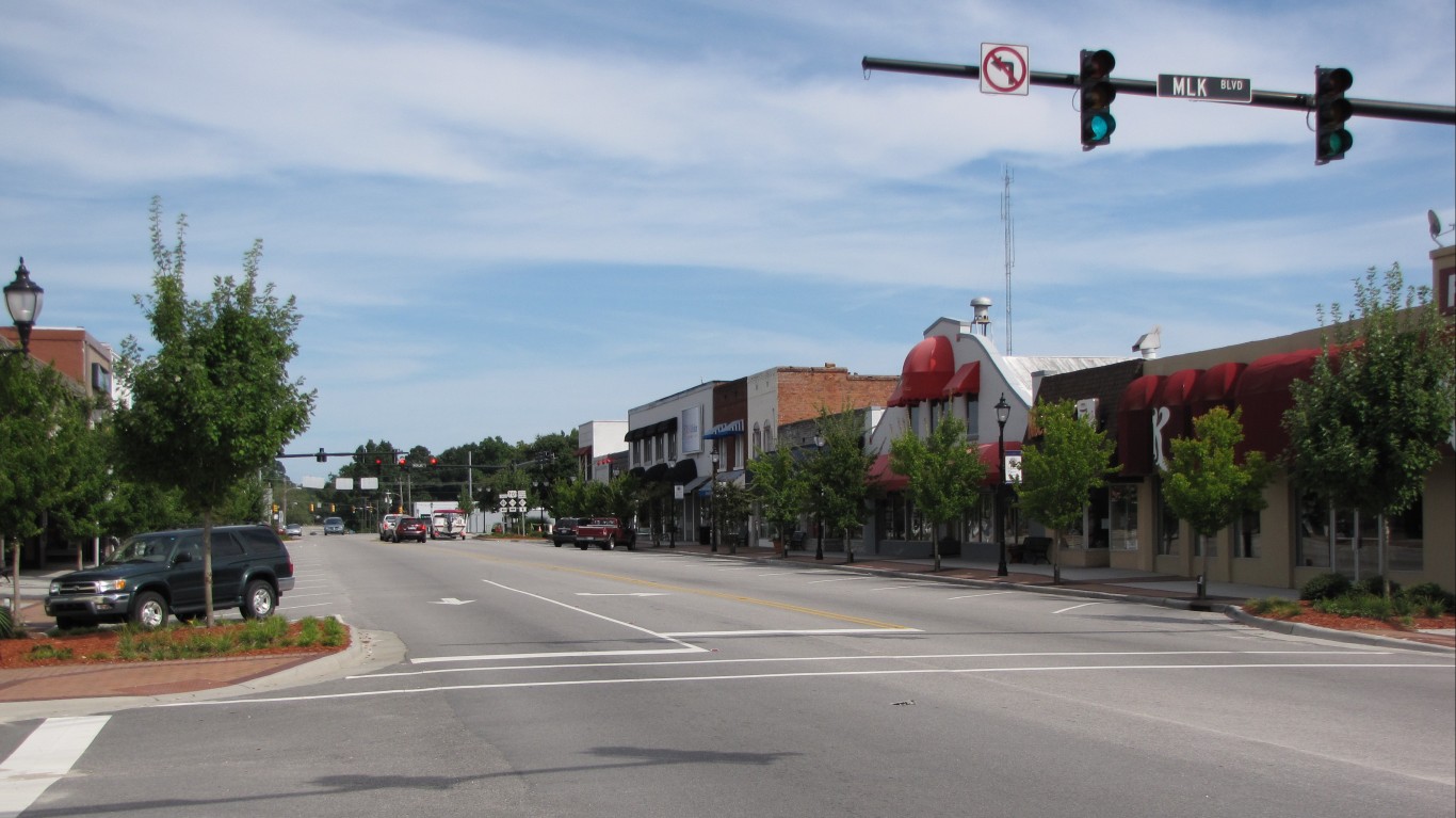 Elizabethtown, North Carolina by Gerry Dincher