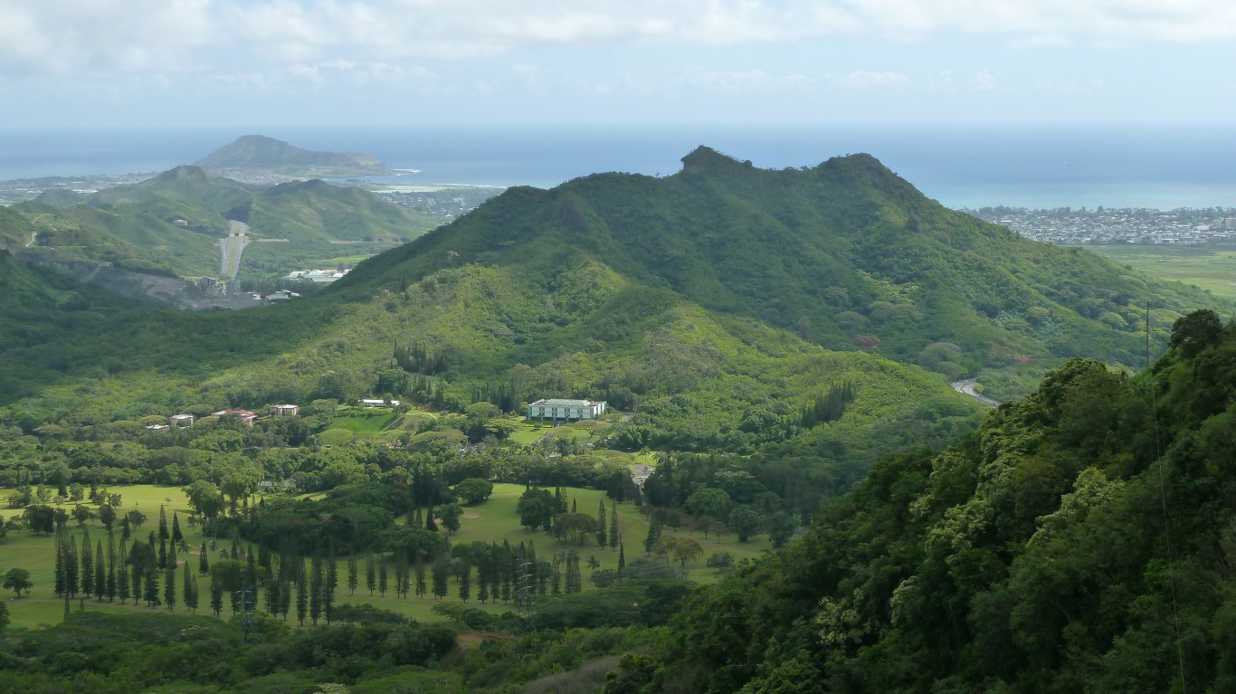 Hawaii Pacific University (bui... by sshreeves