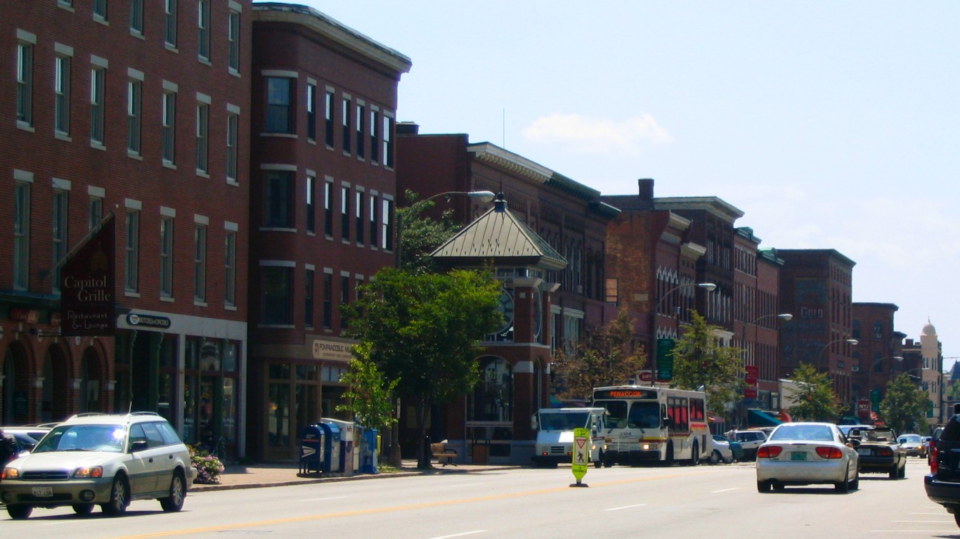 Concord, New Hampshire by Ken Luпd