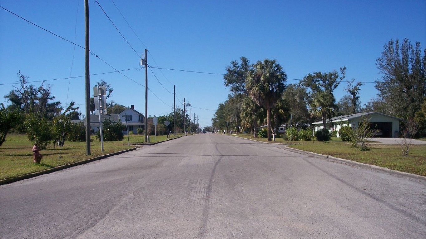 Main Street, Bowling Green by Steve Spinks