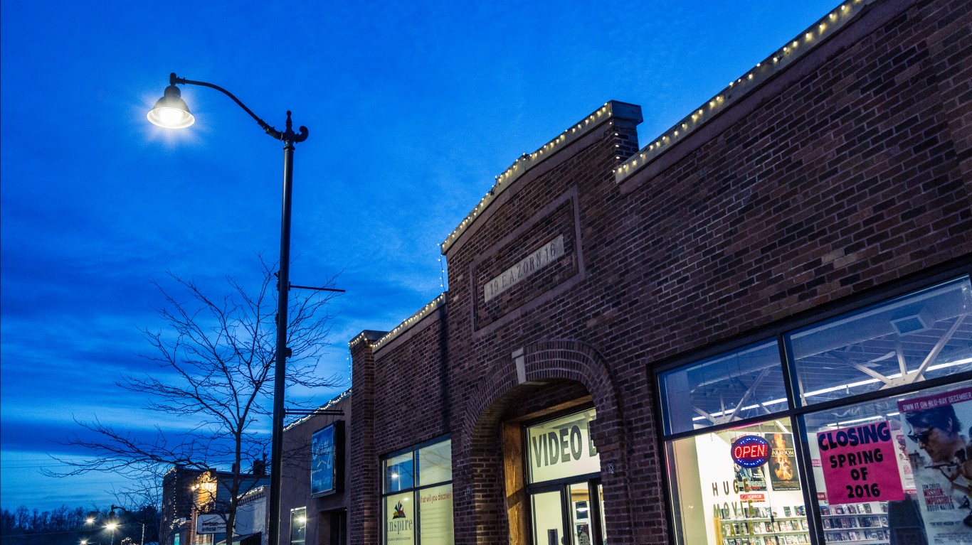 Cascade Street, Osceola, Wisco... by Tony Webster