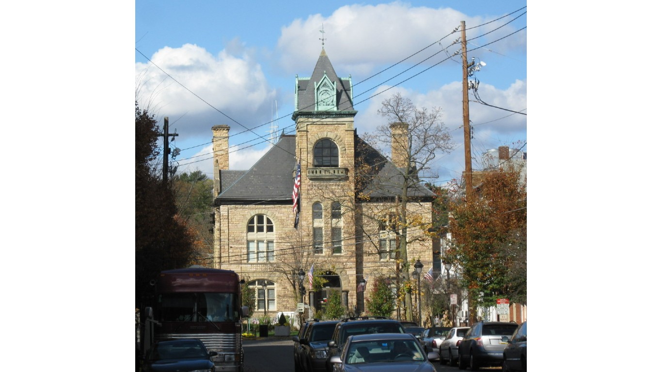 Monroe County Courthouse Nov 09 by Doug Kerr