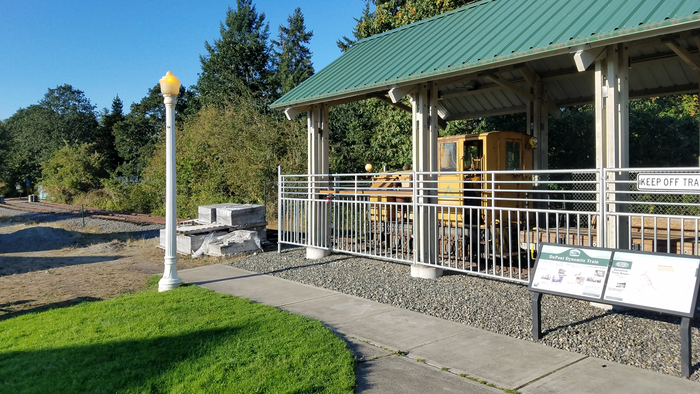 DuPont WA dynamite train in Robinson Park by ECTran71 