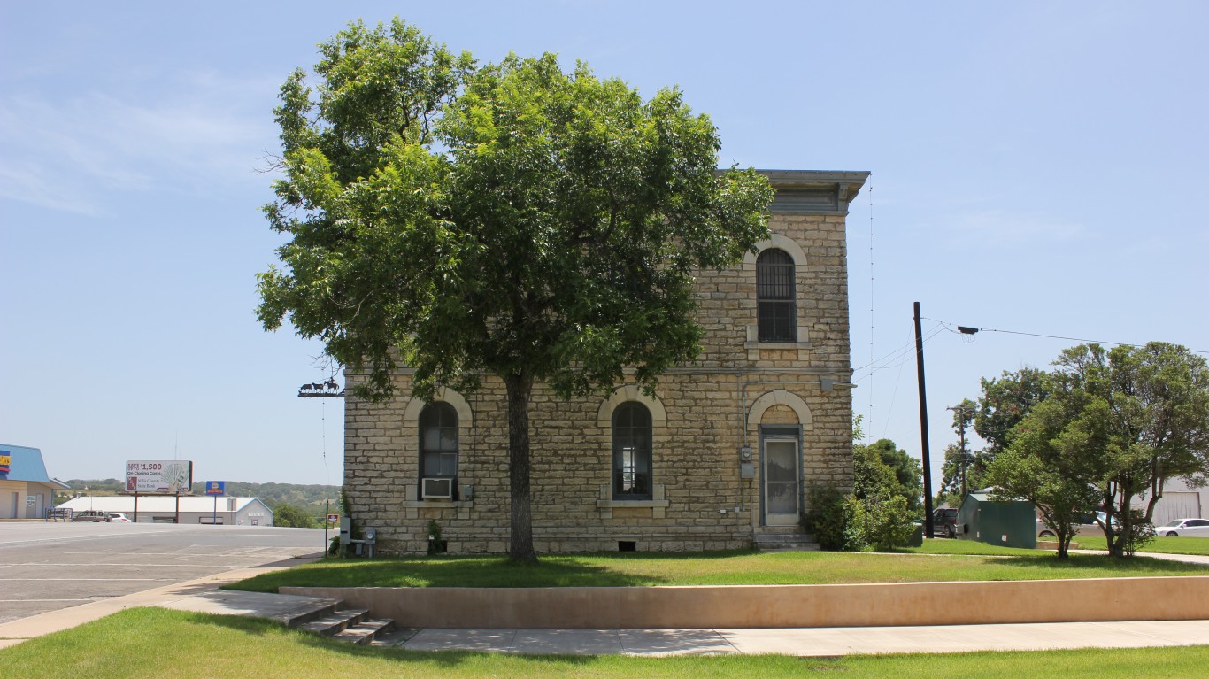 Old Mills County Jail, Goldthw... by Nicolas Henderson