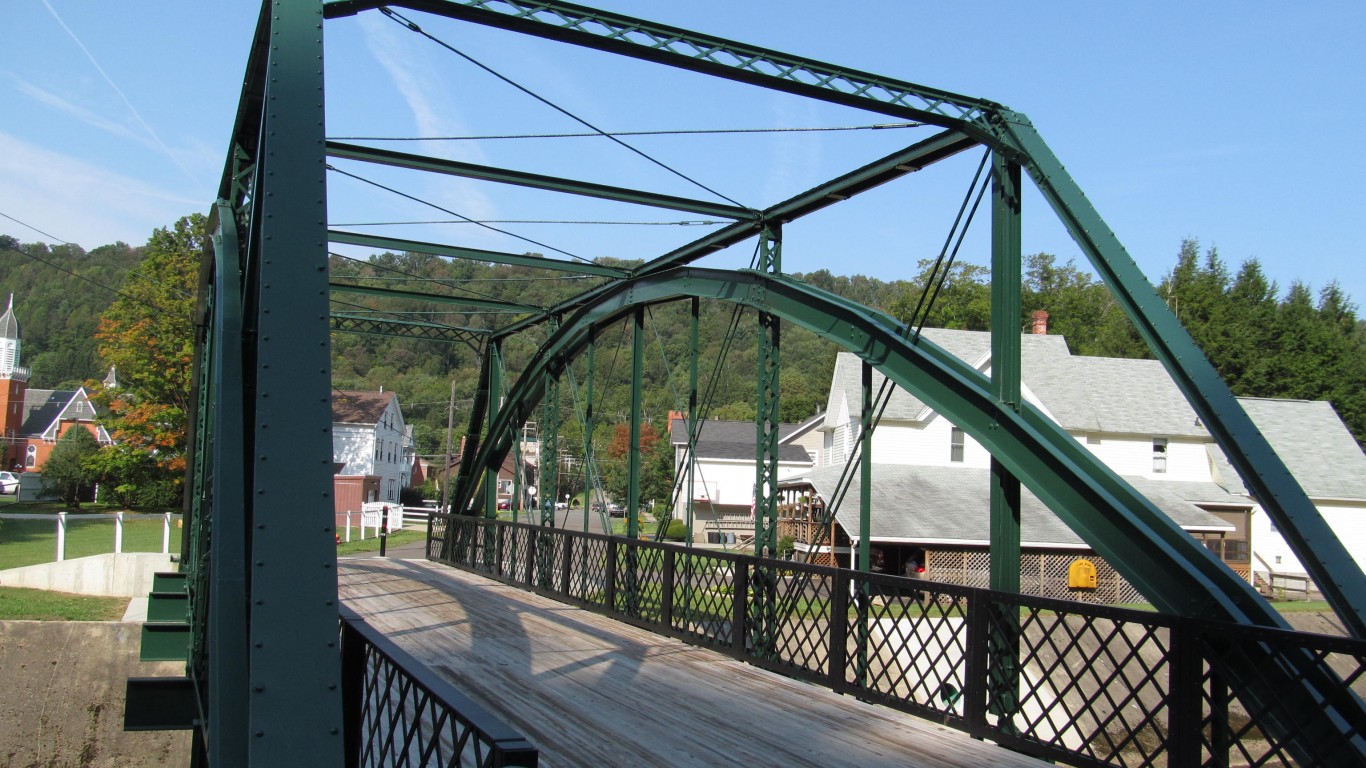 Coudersport, Pennsylvania by Doug Kerr