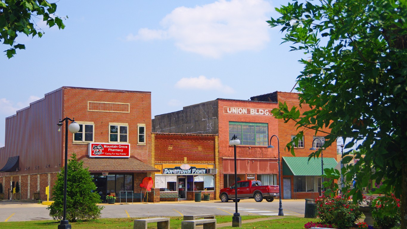 Mountain-Grove-Union-block-mo by Brian Stansberry