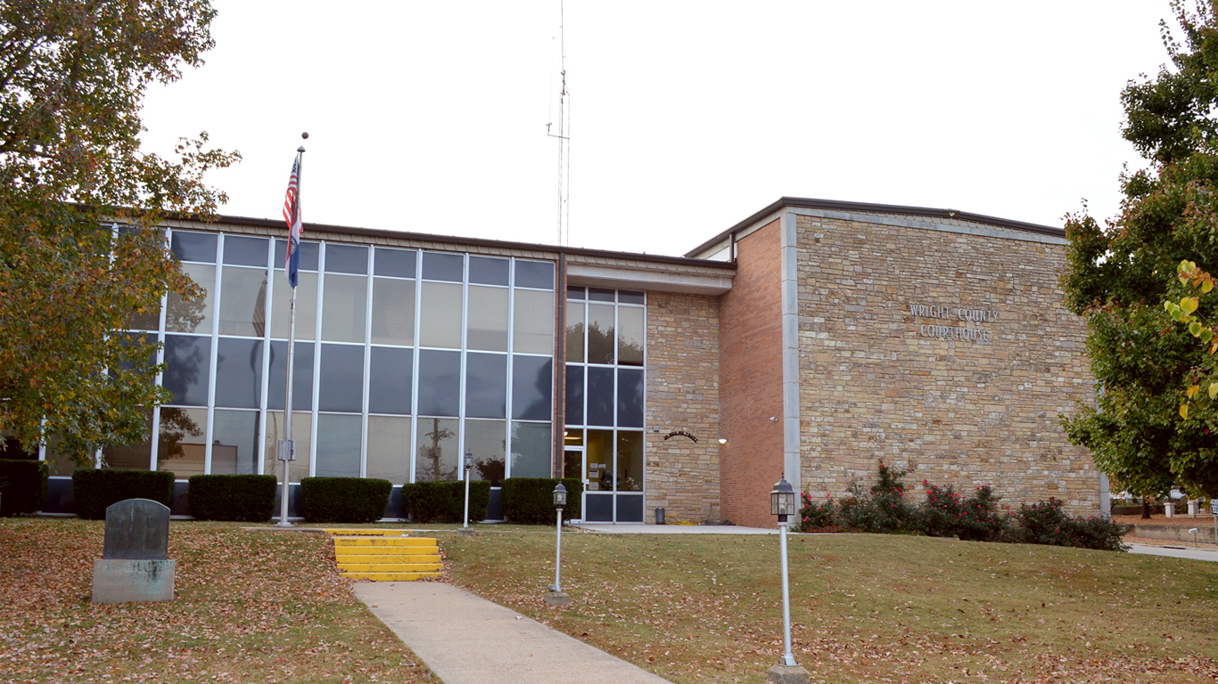 Wright County MO Courthouse 20151022-163 by Kbh3rd