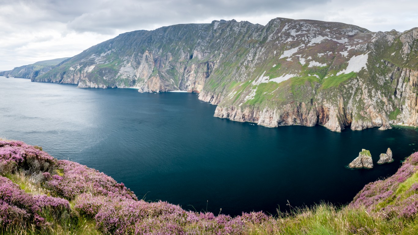 Ireland by Luca Sartoni