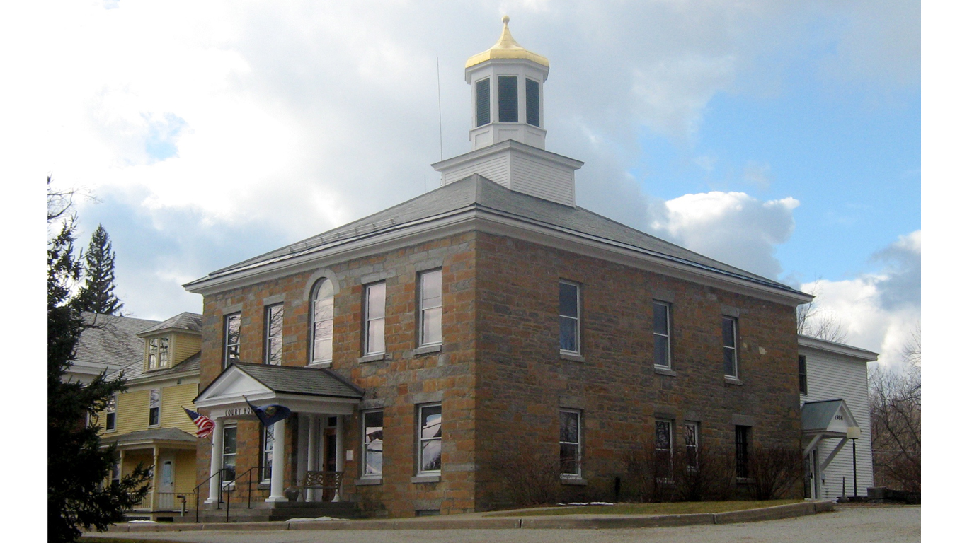 Grand Isle County Courthouse 01 by Mfwills 