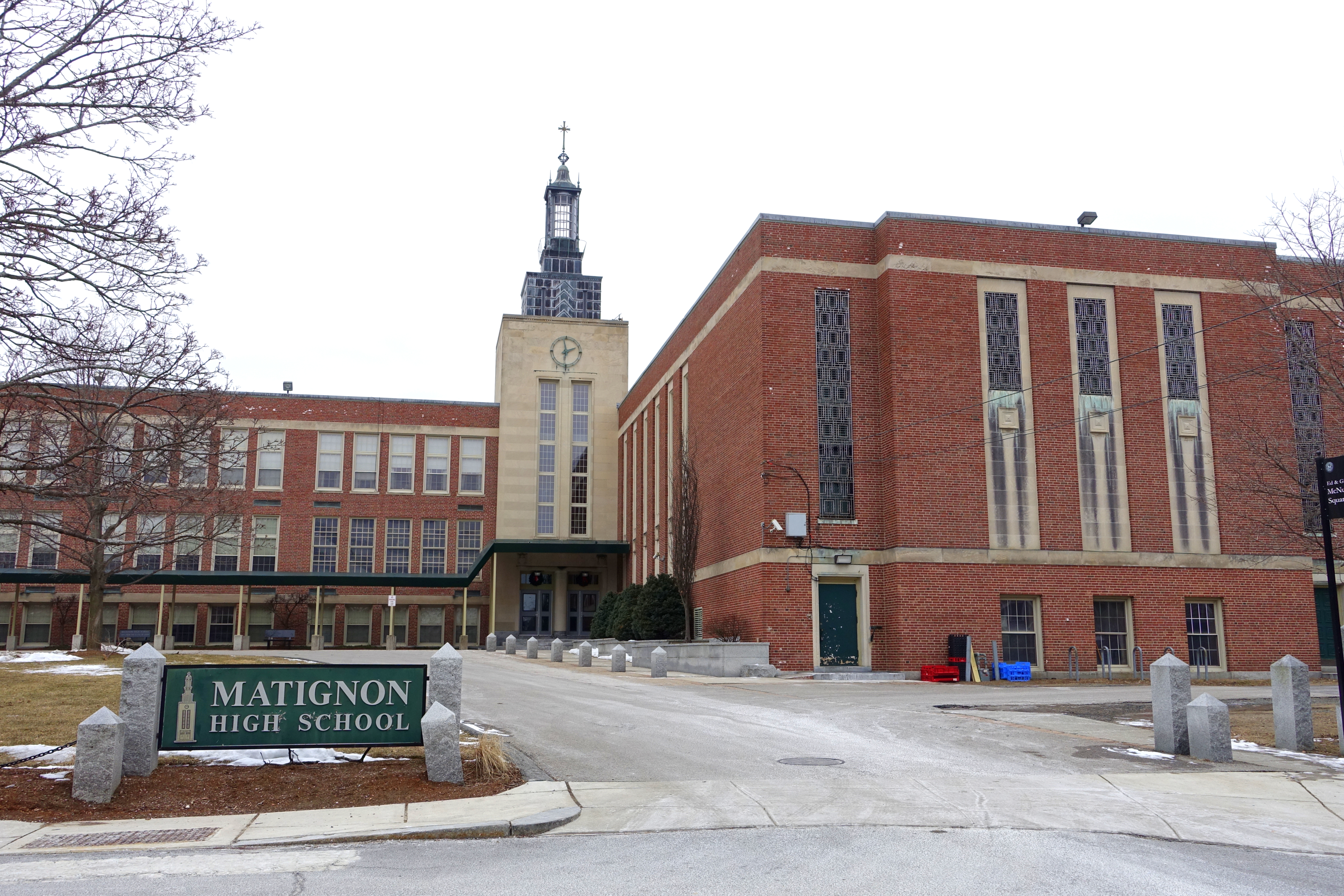 Matignon High School - Cambridge, Massachusetts by Daderot / Wikimedia Commons