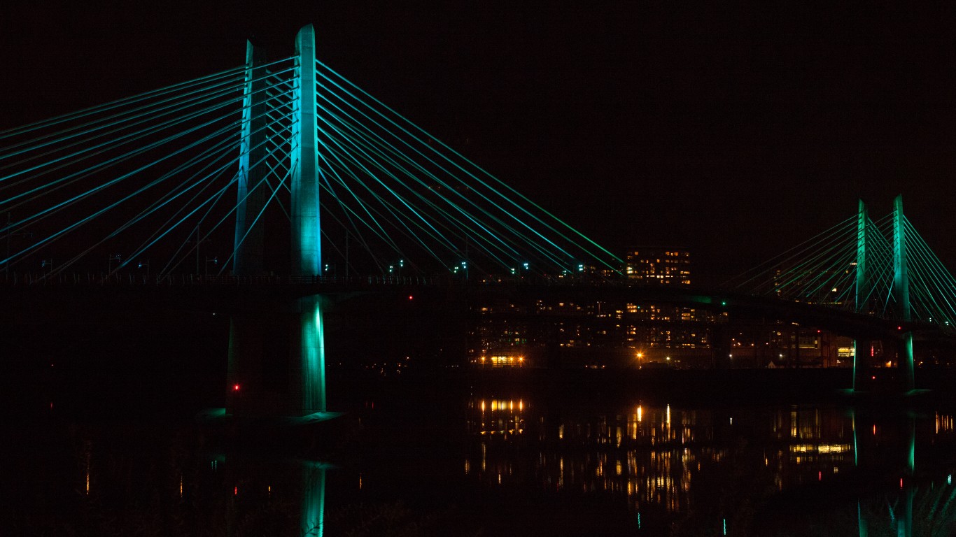 Portland, Oregon 2014-9874 by Anna Hanks