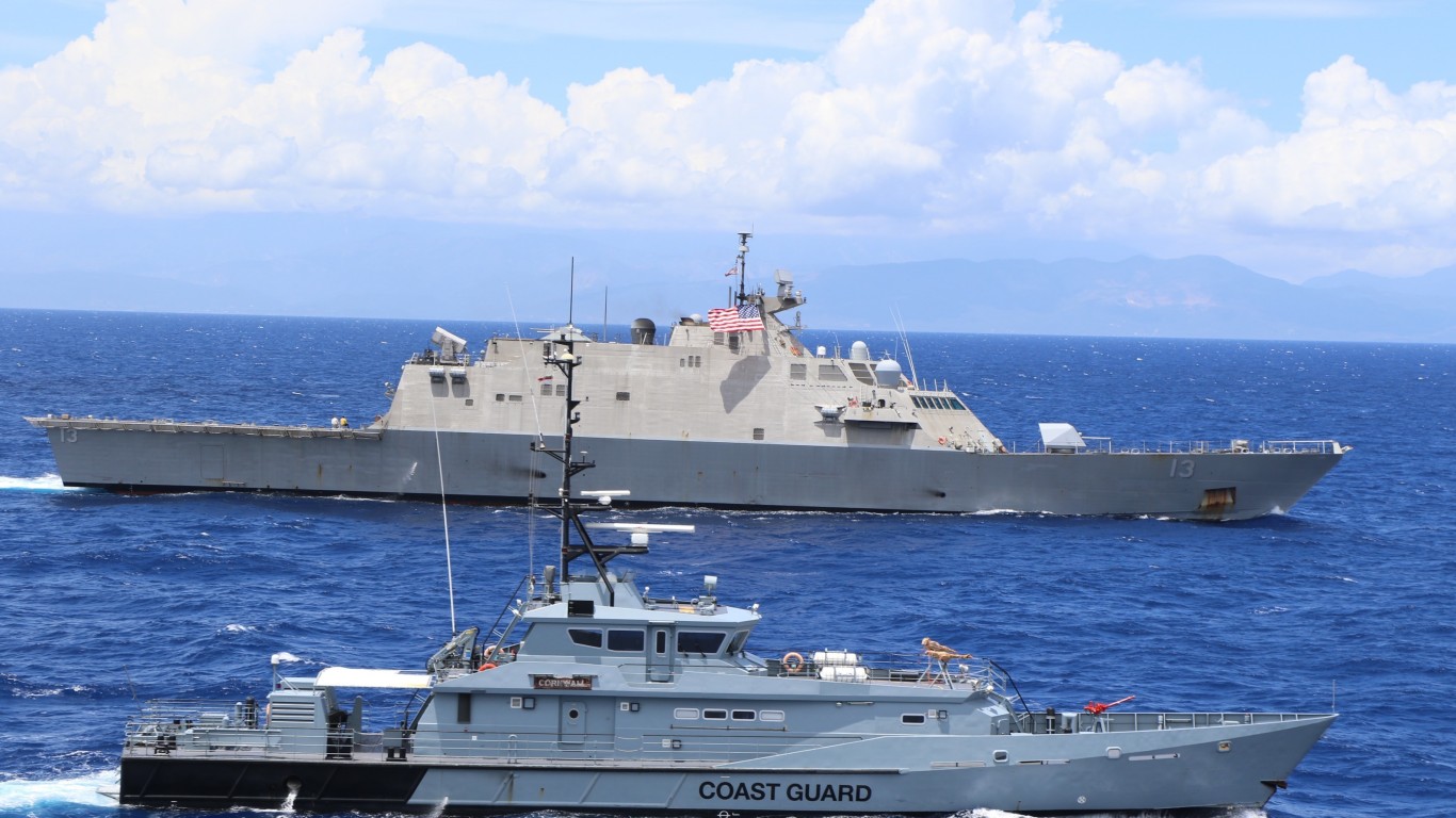 USS Wichita (LCS 13) and Jamai... by Official U.S. Navy Page