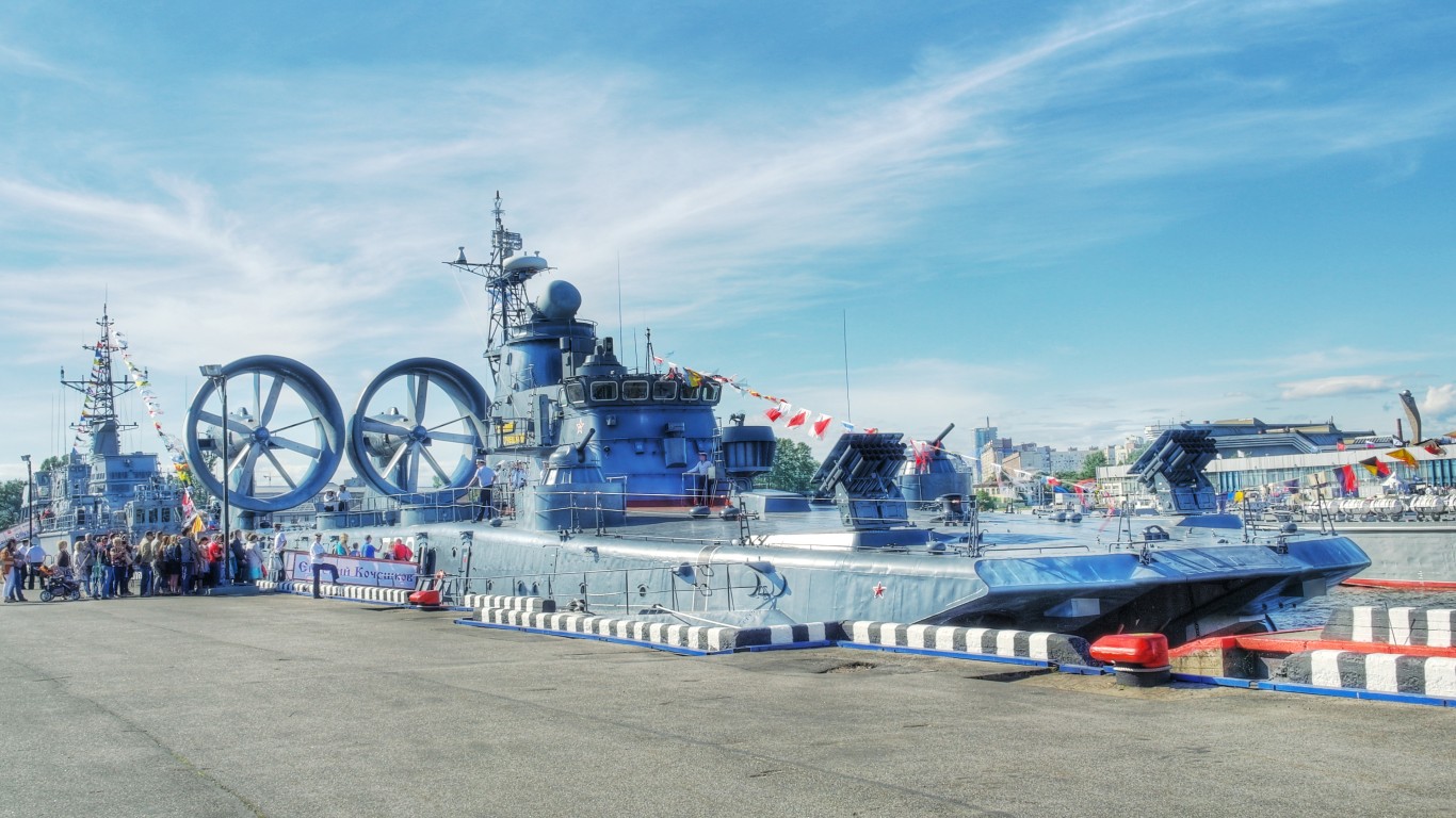 Zubr-class LCAC &#039;Eugeniy Koche... by Andrey Korchagin