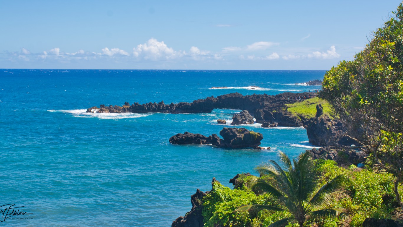 Waiu00c3u008au00c2u00bbu00c3u0084u00c2u0081napanapa State Park by Kirt Edblom