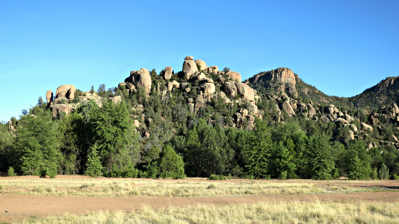 Boulders Loop Trail, Payson, A... by Andrea Lai