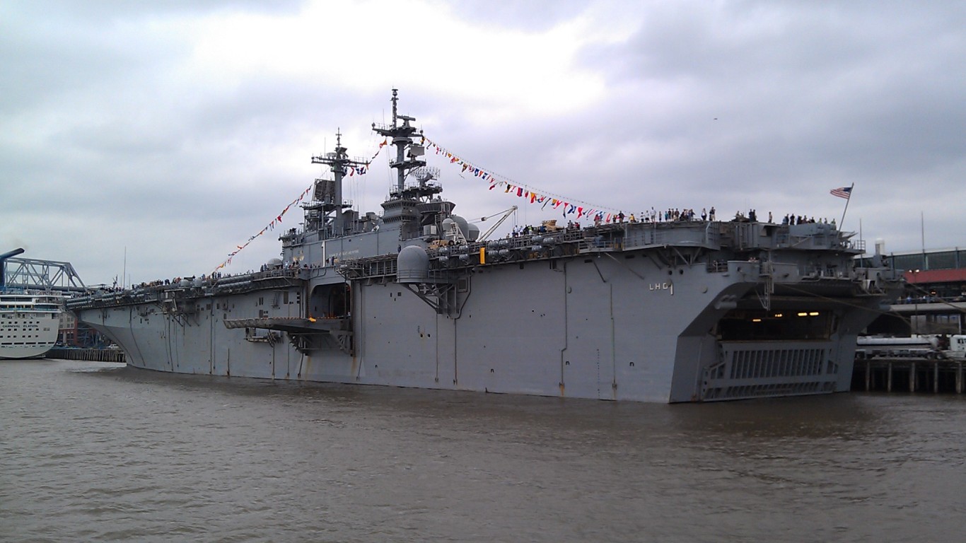 USS Wasp (LHD-1) by wendEwho! Thompson