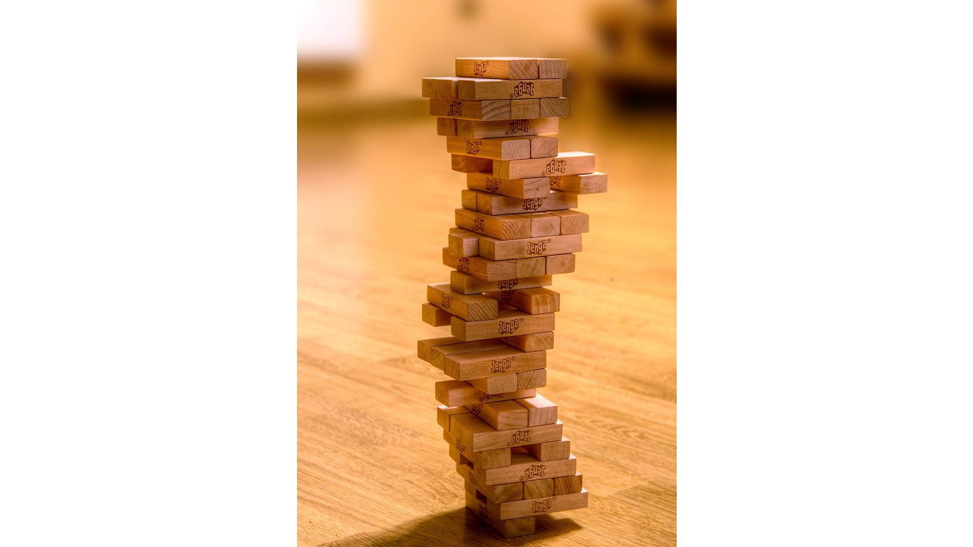 Jenga distorted by Guma89