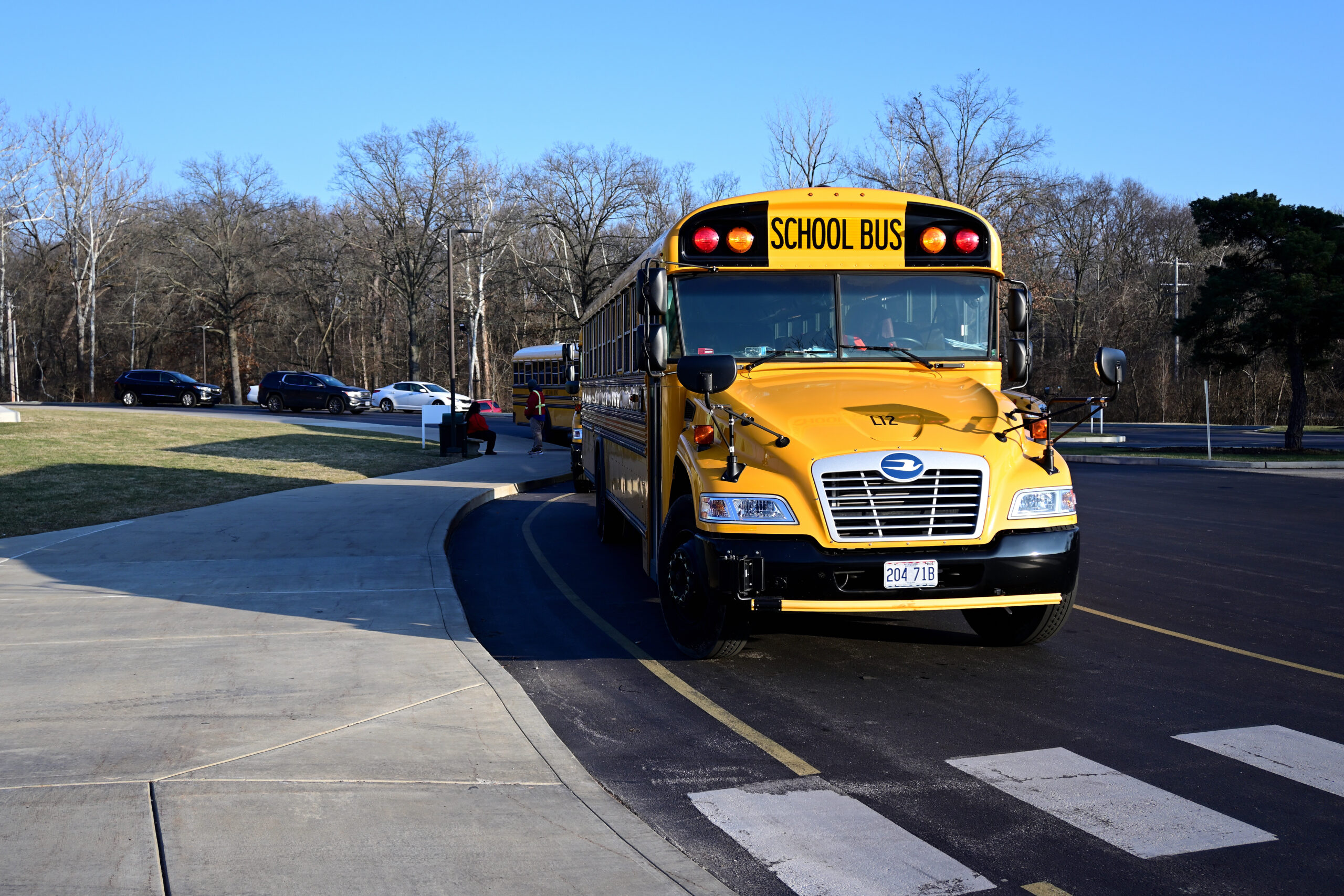 Ladue School District buses at Ladue Middle School by Iipilot45