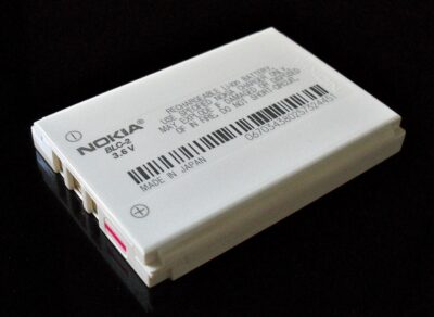Nokia Runs 50%, Pays a Dividend, and Investors Still Love The Stock