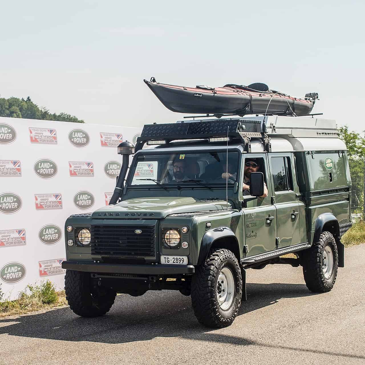 Land Rover Defender 130 expe by Lrdriver