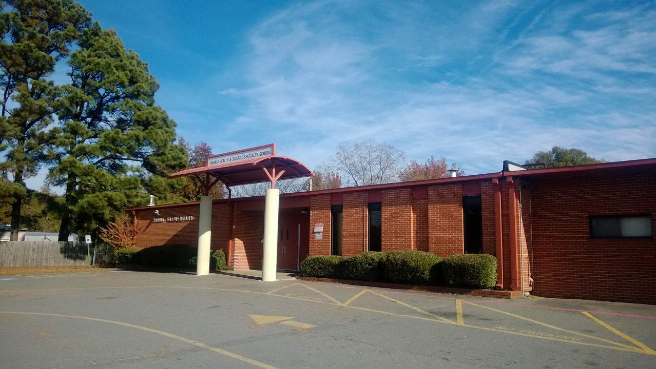 Harris Elementary School entrance by Djharrity