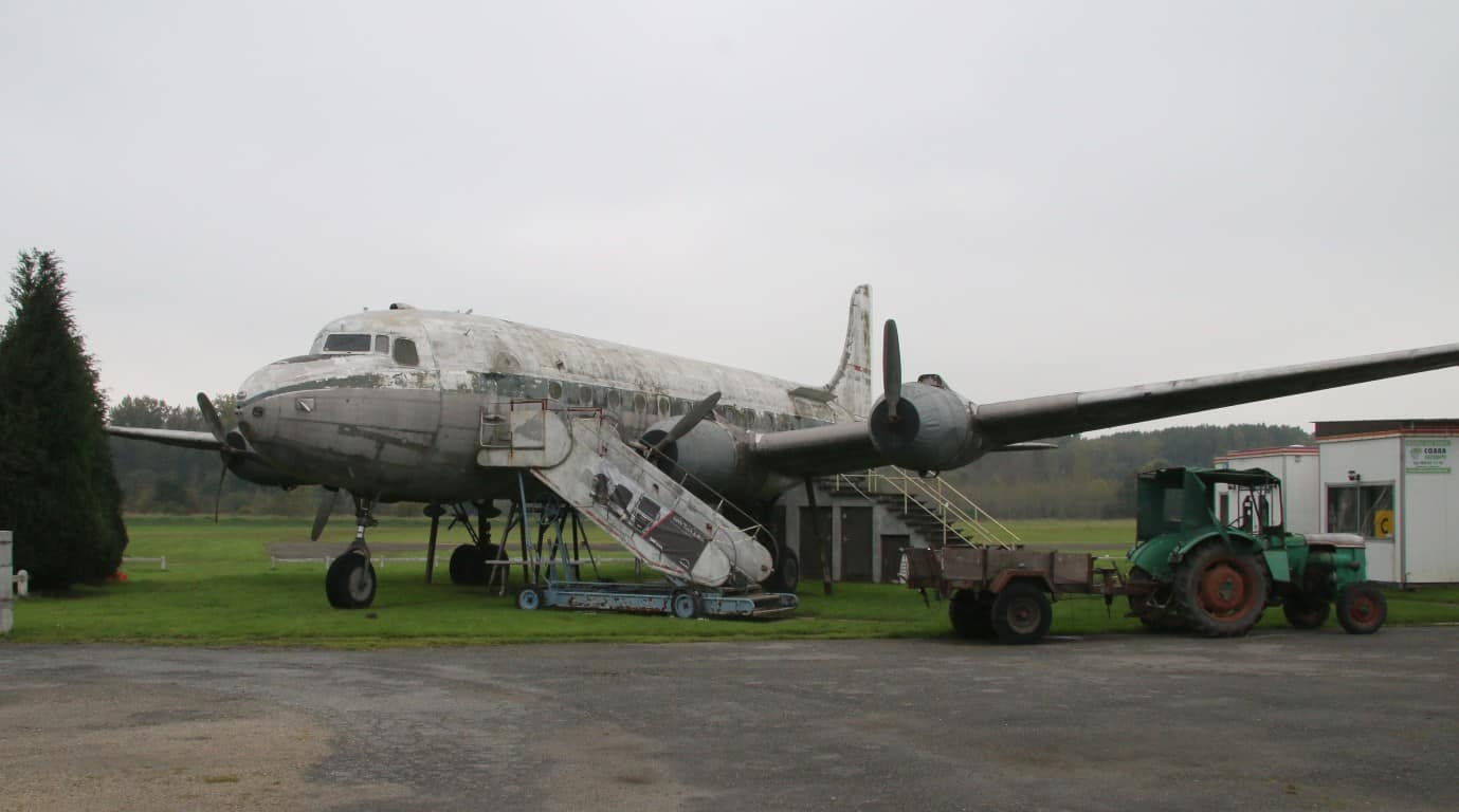 Douglas DC-4 Skymaster (C-54) ... by Steve Knight