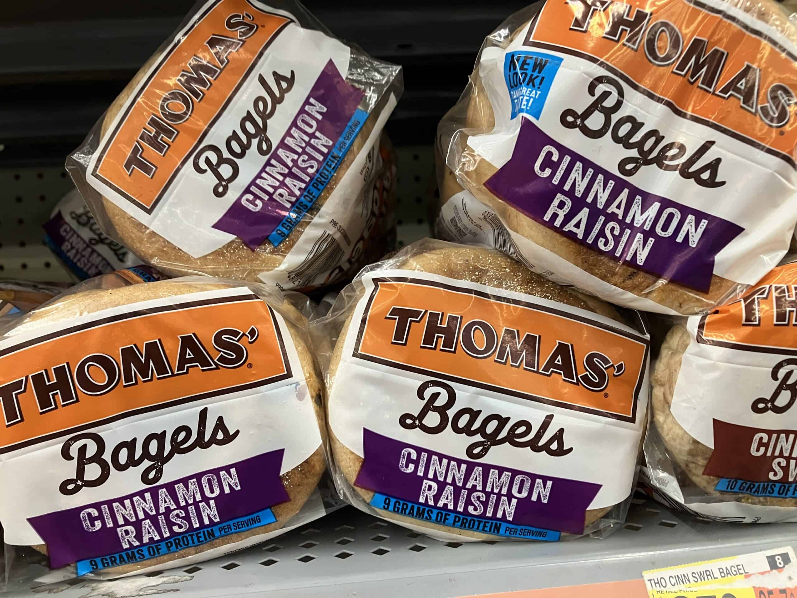 Thomas&#039; Cinnamon Raisin Bagels