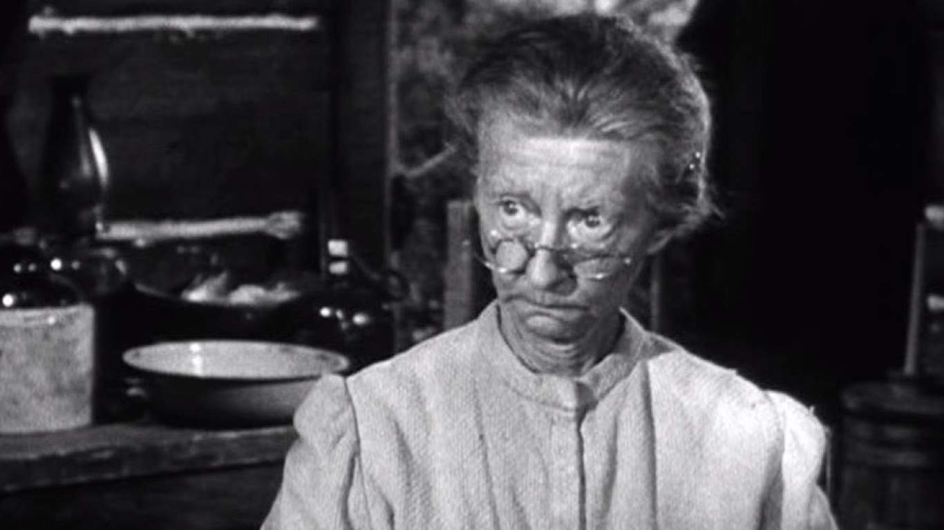 Granny | Irene Ryan in The Beverly Hillbillies (1962)