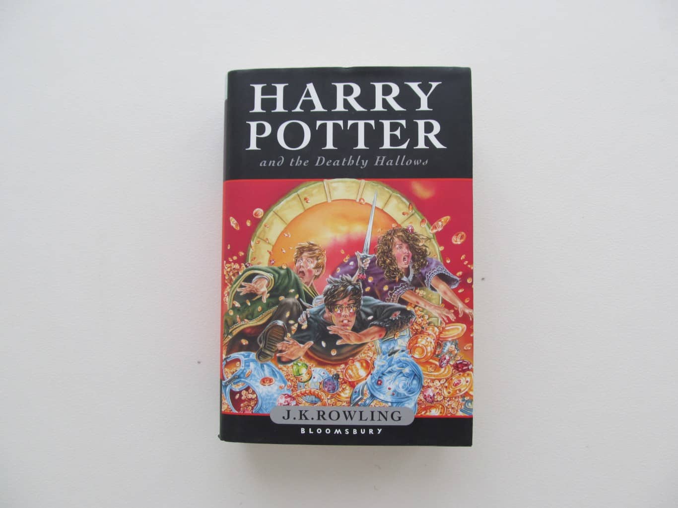 Harry+Potter+and+the+Deathly+Hallows+book | harry potter and the deathly hallows