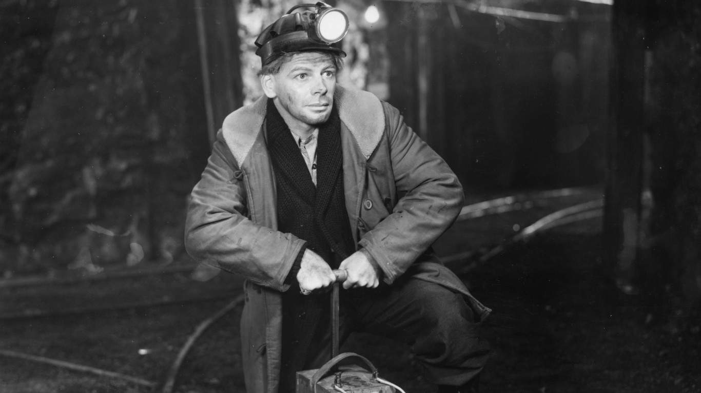 =Paul Muni | Detonator