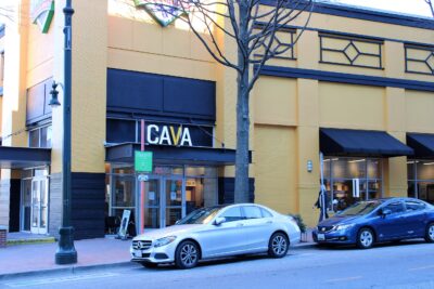 CAVA Down 4% After Reports Q3 Earnings Show Profitability Slide