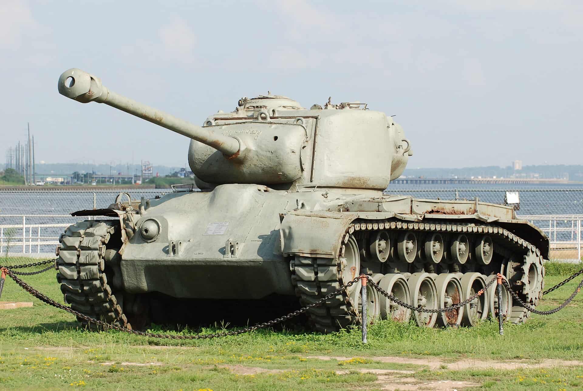 Tanks at the USS Alabama... by Josh Hallett