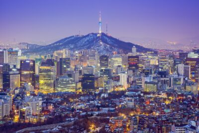 Retirees Are Using EWY’s 40% Surge to Bet on South Korea’s AI Chip Recovery