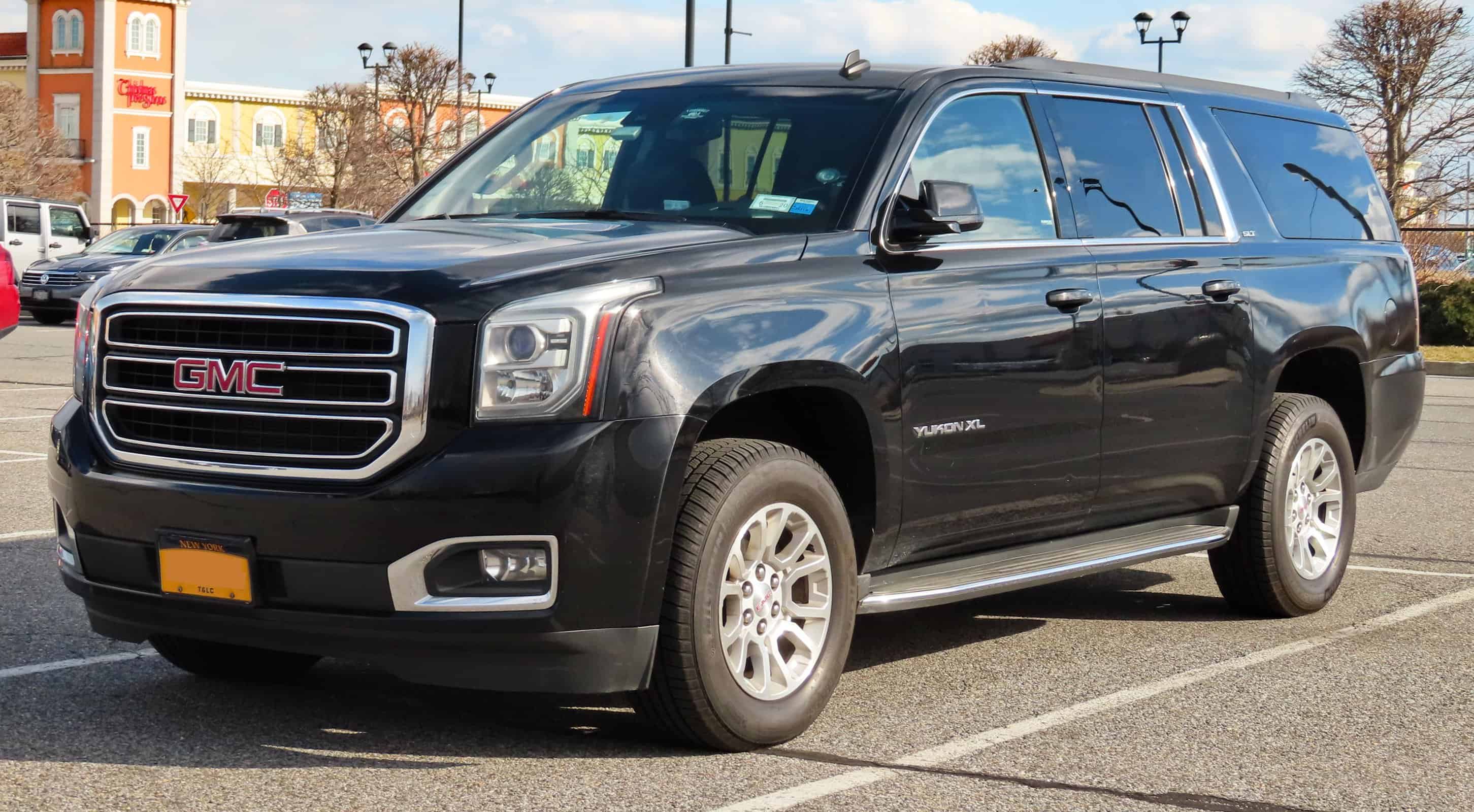 2015 GMC Yukon XL SLT, front 2.29.20 by Kevauto