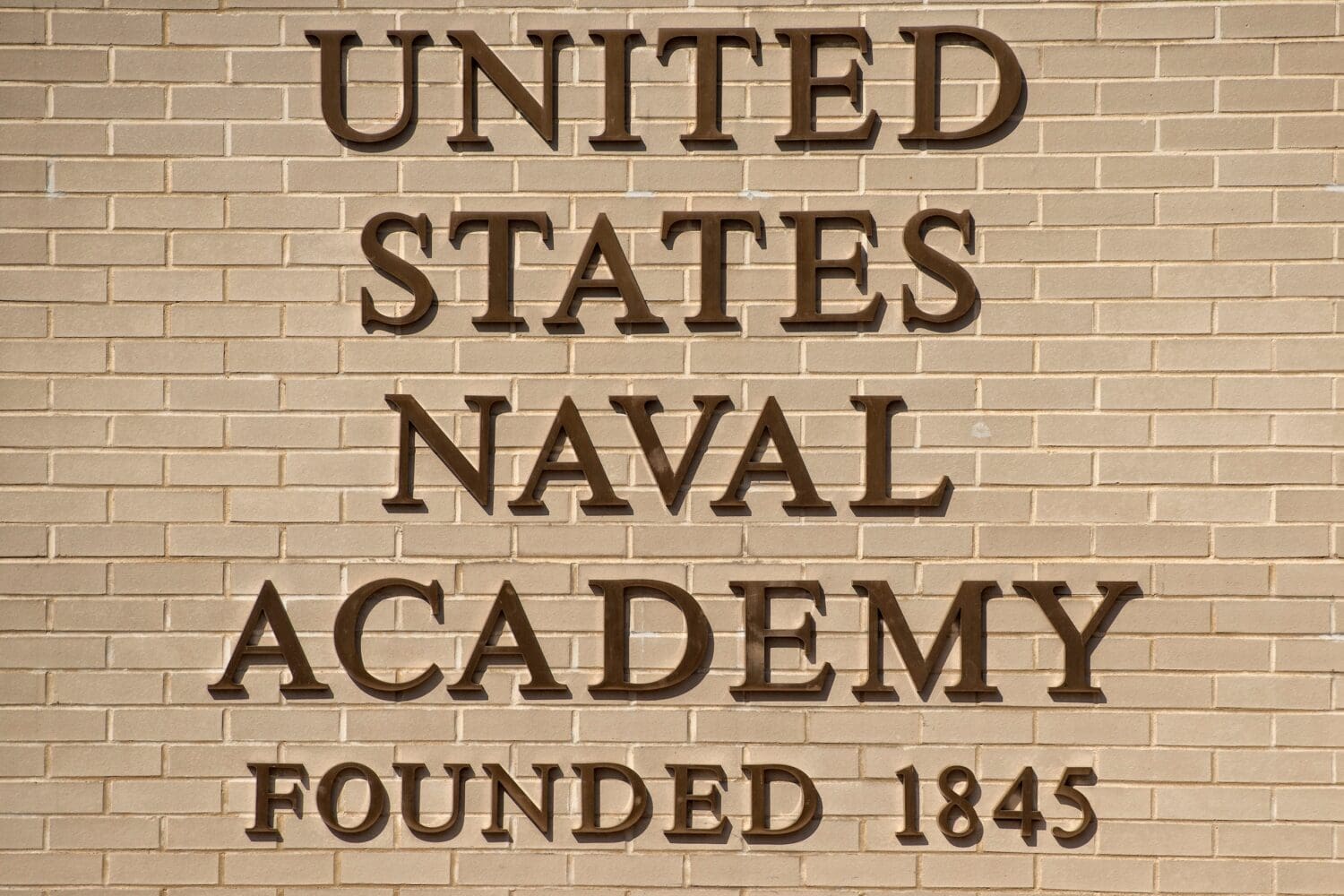 annapolis US naval academy inscription