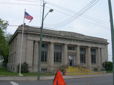 The Post Office Should Be Closed Forever