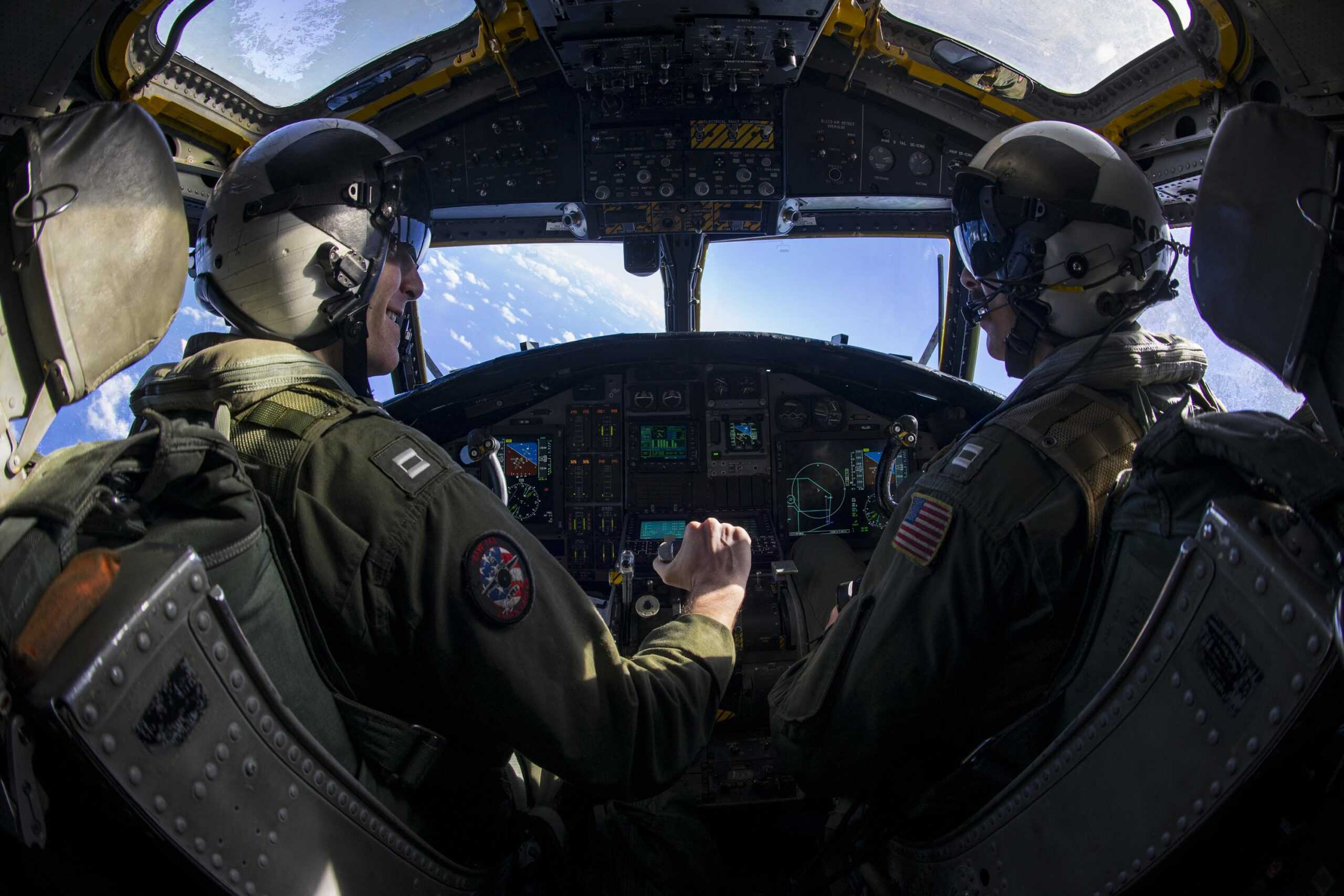 Navy+Lieutenant+LT | Navy Lieutenant pilot an E-2C Hawkeye 2000 aircraft.