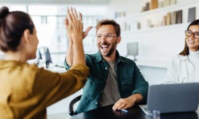 3 Smartest Tech Stocks to Buy With $200 Right Now