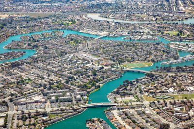 Prices Fall in America’s Richest Housing Market