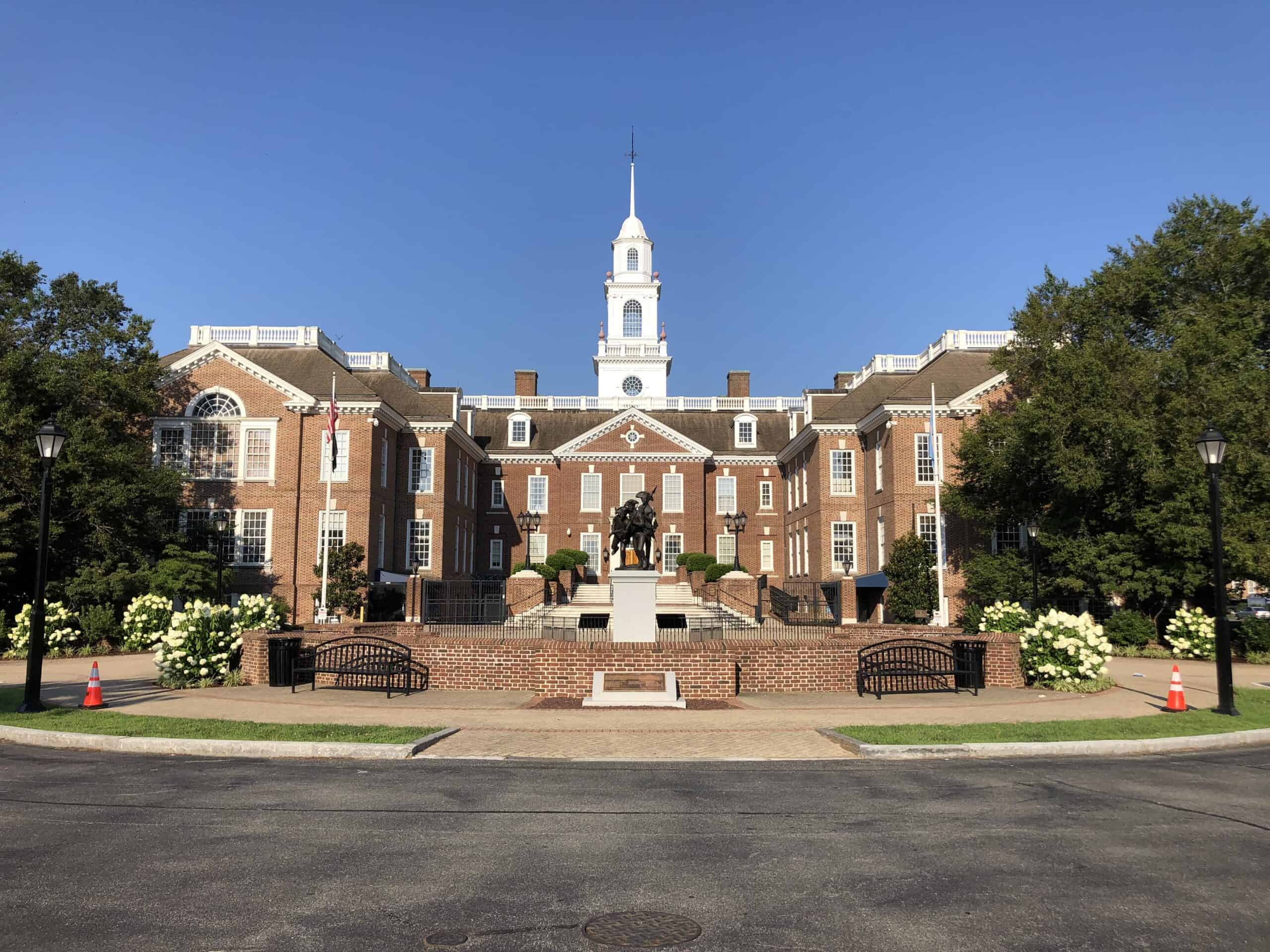 2022-07-20 08 03 40 The east side of the Delaware Legislative Hall (Delaware Capitol Building) in Dover, Kent County, Delaware by Famartin