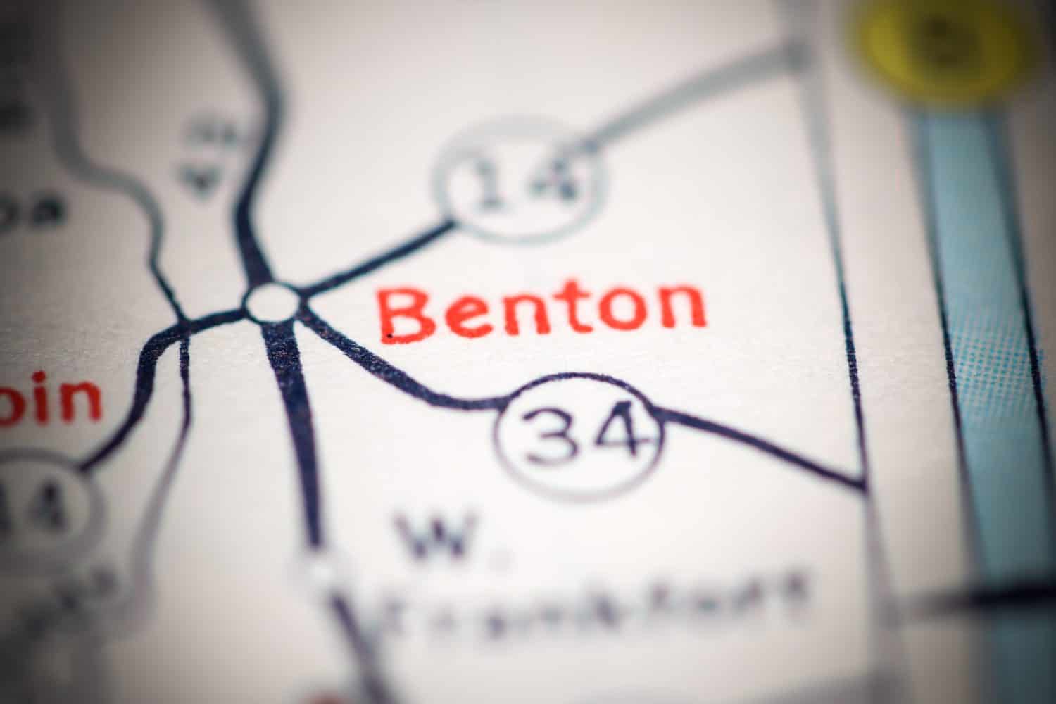 Benton. Illinois. USA on a geography map.