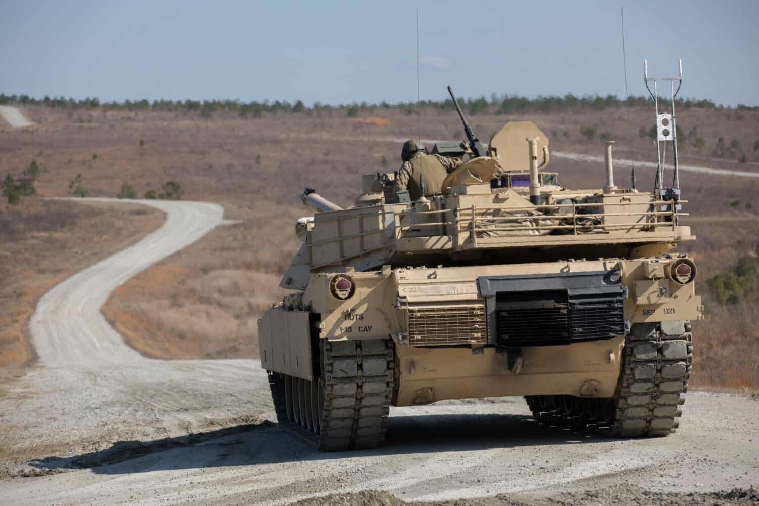 A group of U.S. Army 2LTs, assigned to Class 20-002 in Armor Basic Officer Leadership Course