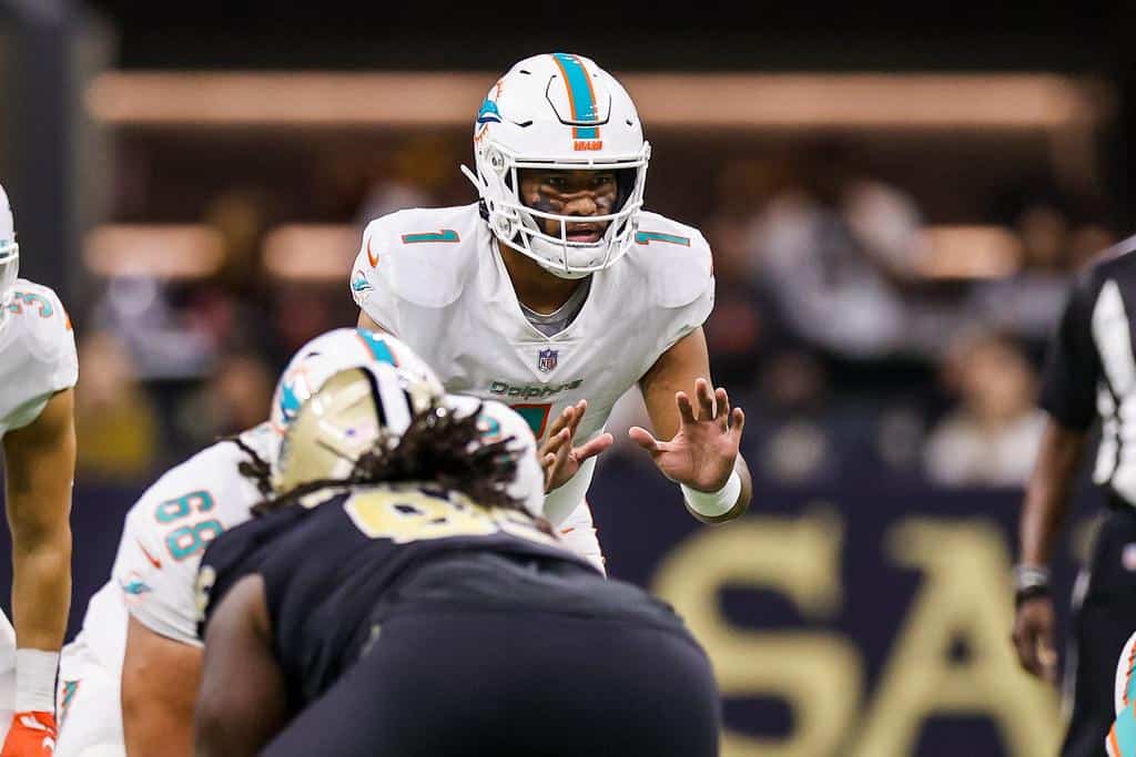 NFL: Miami Dolphins at New Orleans Saints by crescentcitysportspics