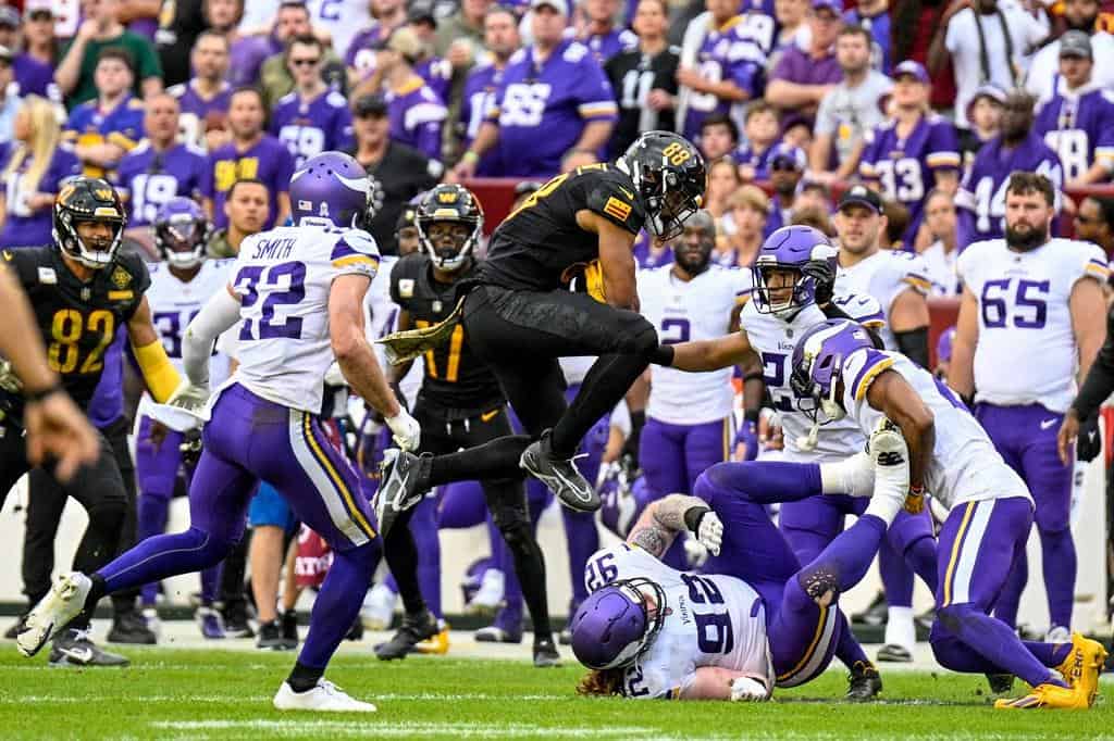 Washington Commanders vs. Minnesota Vikings by All-Pro Reels