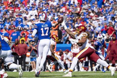 3 Stocks Ready to Profit From the NFL’s Private Equity Agreement