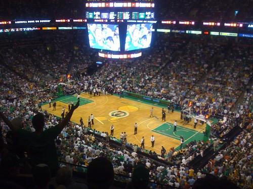 Boston+Celtics | Boston Celtics vs LA Lakers Game 2 2008 NBA Finals