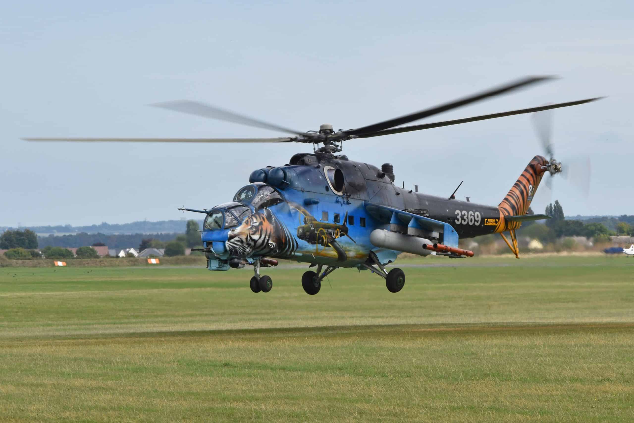 Mil Mi-35 u20183369u2019 by Alan Wilson