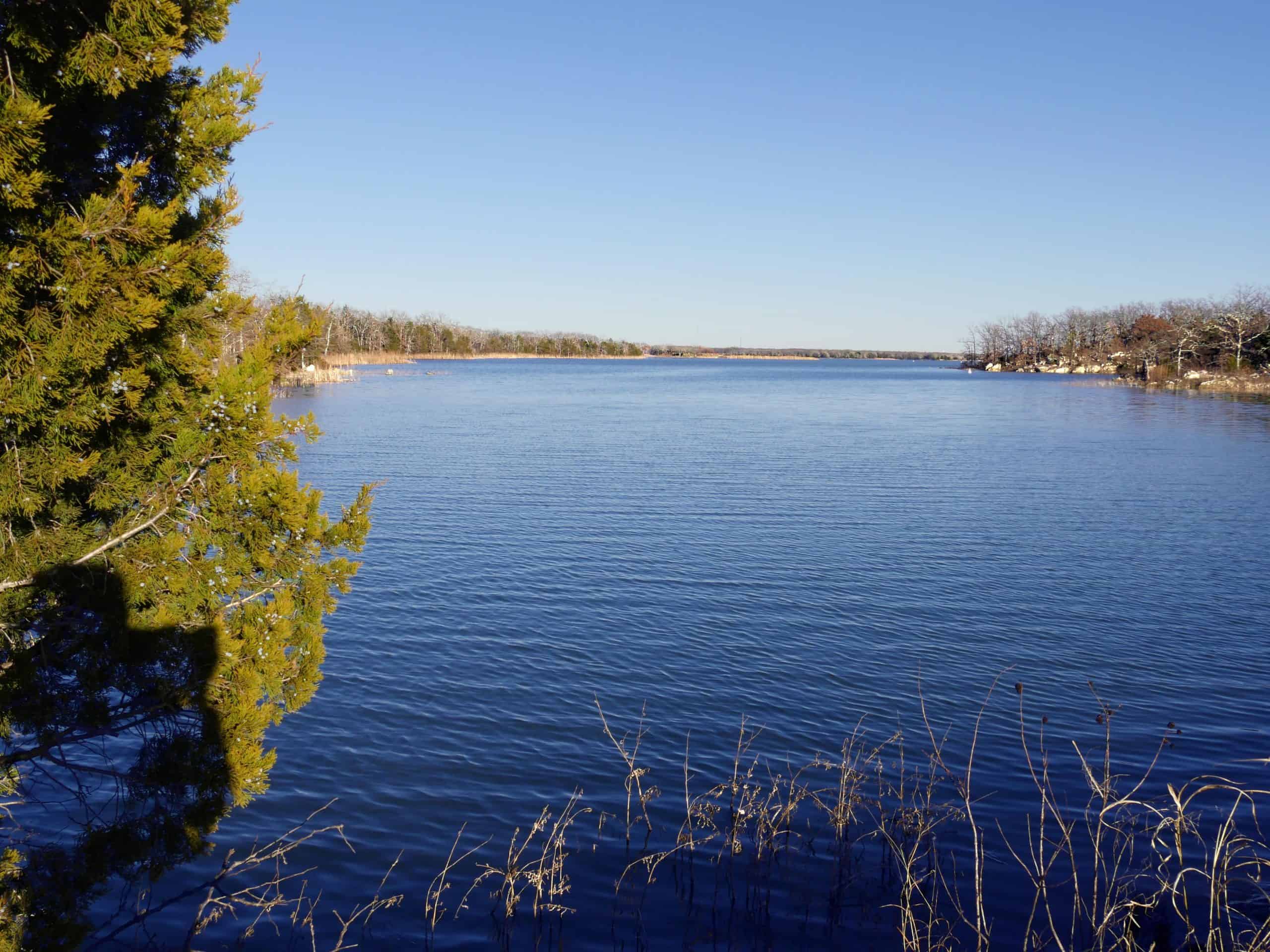 Oklahoma body of water | Scenic view of Lake Murray, Lake Murray State Park in Oklahoma.