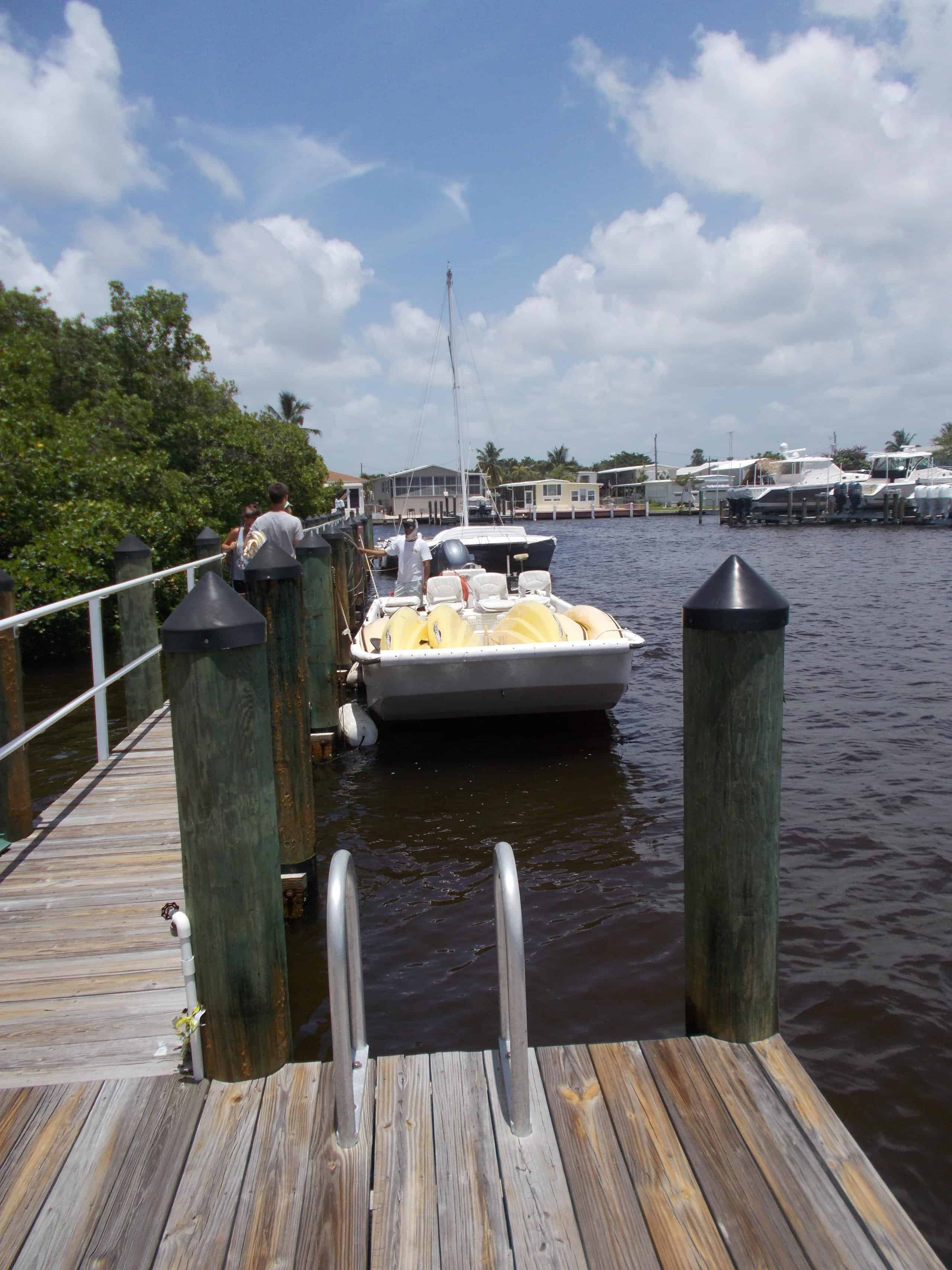 Arriving back at Goodland Boat... by Haydn Blackey