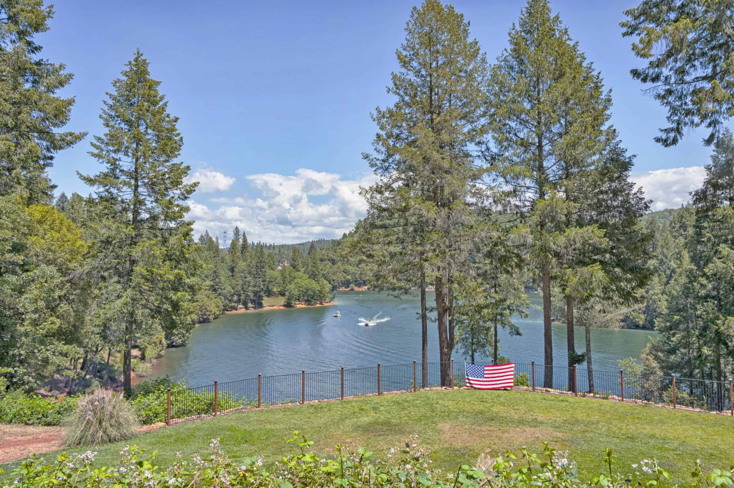 Grass Valley, California | Rollins Lake Entertainment Grass Valley California